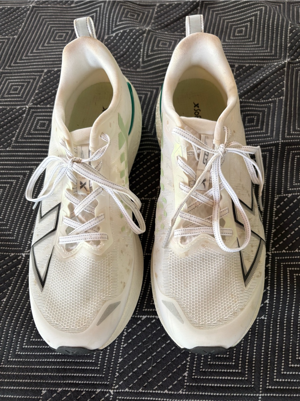 Men's 9.5 Xtep 2000km road running shoe China